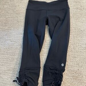 Lululemon wunder under leggings with ties!! size 6